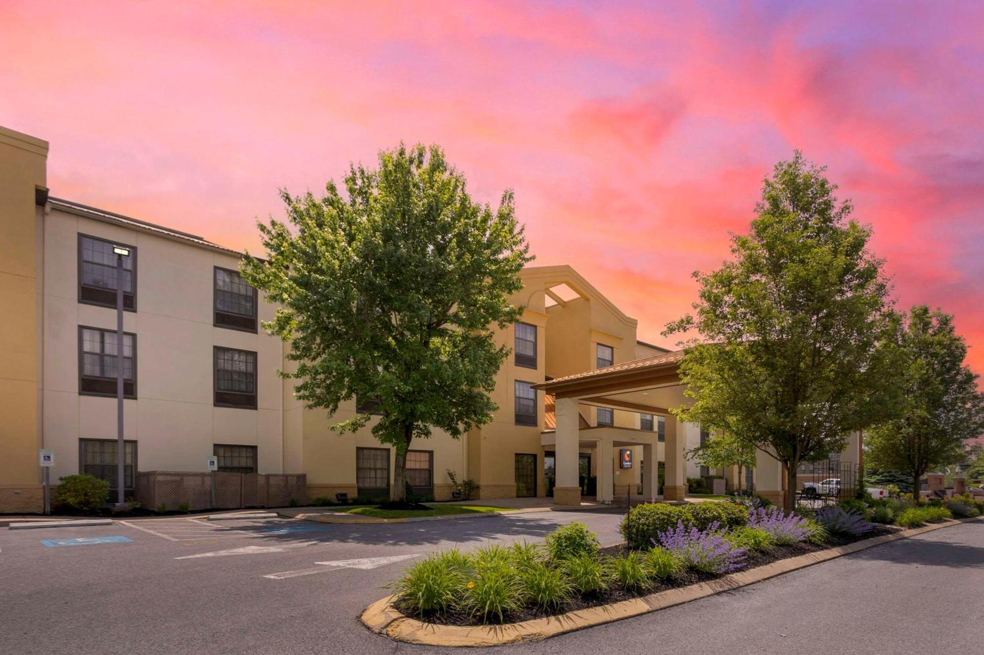Comfort Suites Near Penn State - State College, Pa Eksteriør billede